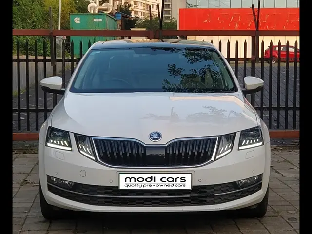Used 2018 Skoda Octavia in Mumbai