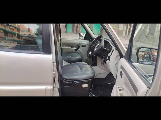 Used Mahindra Scorpio [2014-2017] S10 AT in Delhi