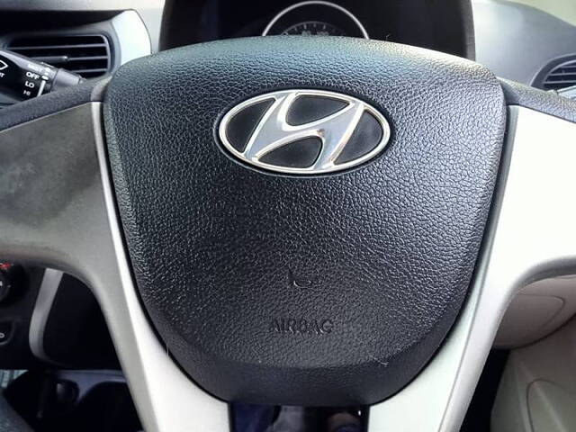 Used Hyundai Eon Magna + AirBag in Thane