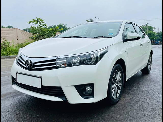 Used Toyota Corolla Altis [2014-2017] VL AT Petrol in Ahmedabad