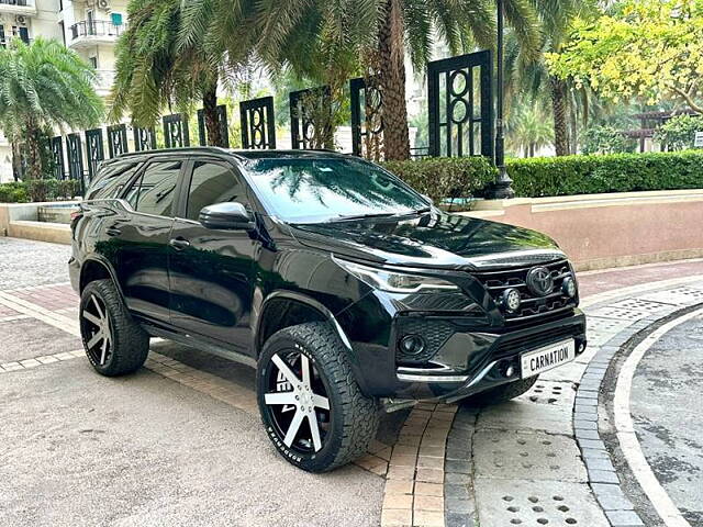 Used Toyota Fortuner 4X2 AT 2.8 Diesel in Delhi