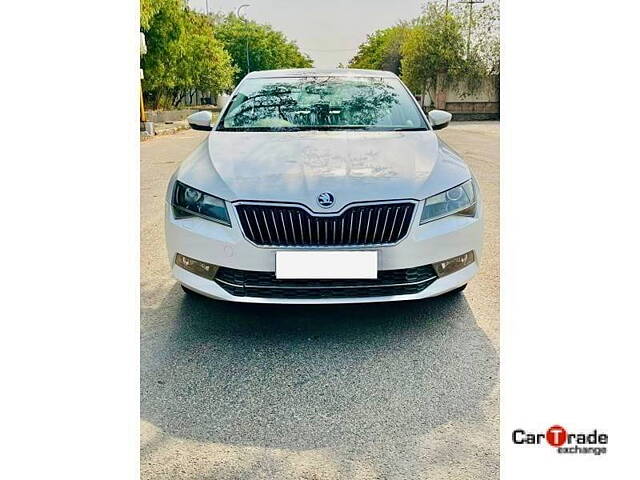 Used 2018 Skoda Superb in Delhi