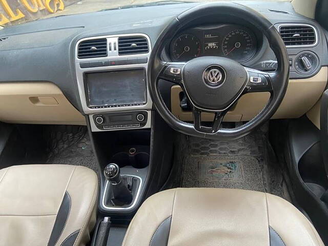 Used Volkswagen Polo [2014-2015] Highline1.2L (P) in Delhi
