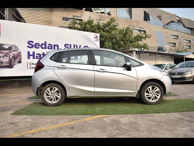 Used Honda Jazz [2015-2018] V Petrol in Mumbai