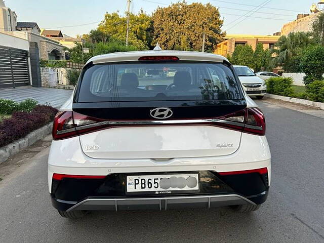 Used Hyundai i20 [2020-2023] Sportz 1.2 IVT [2020-2023] in Chandigarh