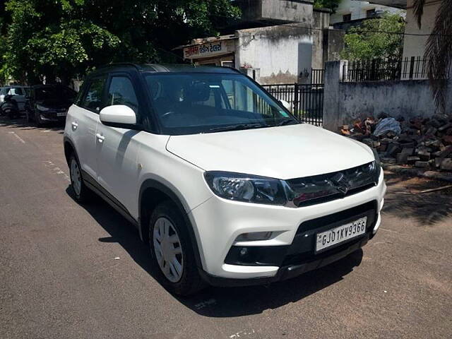 Used Maruti Suzuki Vitara Brezza [2016-2020] VDi in Ahmedabad