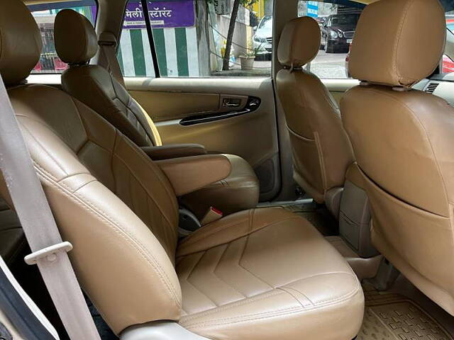 Used Toyota Innova [2005-2009] 2.5 V 7 STR in Mumbai