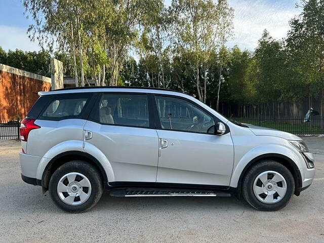 Used Mahindra XUV500 W7 [2018-2020] in Ahmedabad