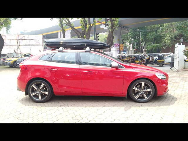 Used Volvo V40 [2016-2019] D3 R-Design in Mumbai