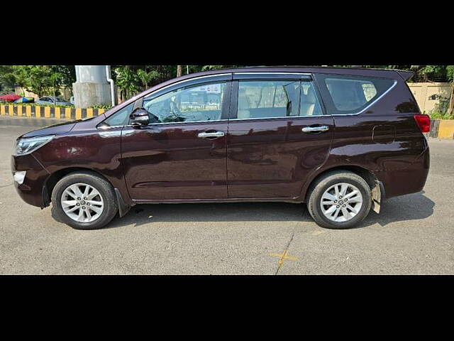 Used Toyota Innova Crysta [2016-2020] 2.4 G 8 STR [2016-2017] in Mumbai