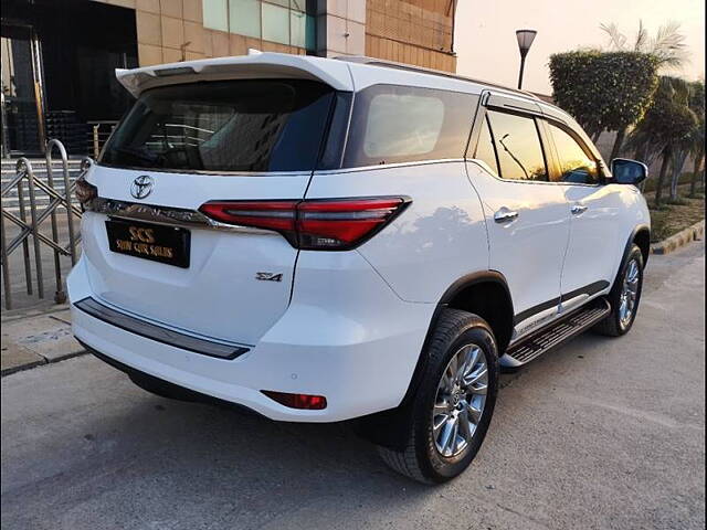 Used Toyota Fortuner 4X4 AT 2.8 Diesel in Delhi