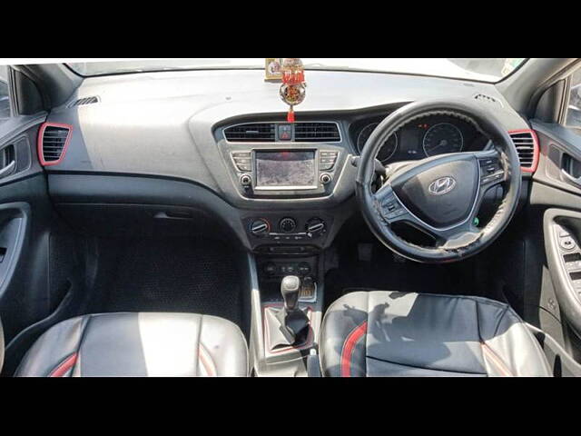 Used Hyundai i20 [2020-2023] Sportz 1.2 IVT Dual Tone in Dehradun