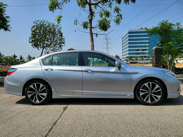 Used Honda Accord Hybrid in Mumbai