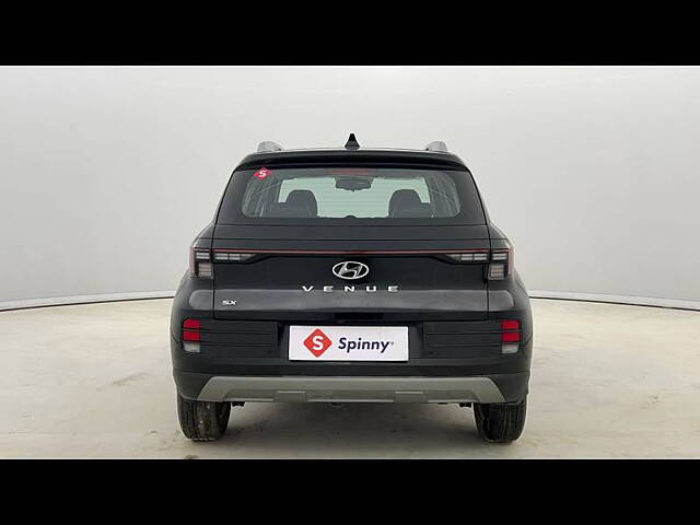 Used Hyundai Venue [2022-2023] SX 1.2 Petrol in Lucknow