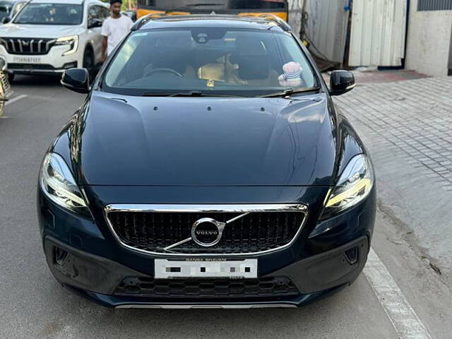 Used 2017 Volvo V40 Cross Country in Hyderabad