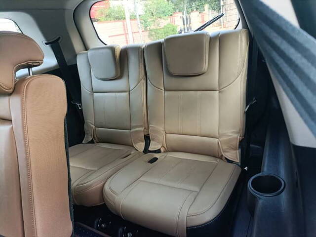 Used Mahindra XUV500 W11 in Hyderabad