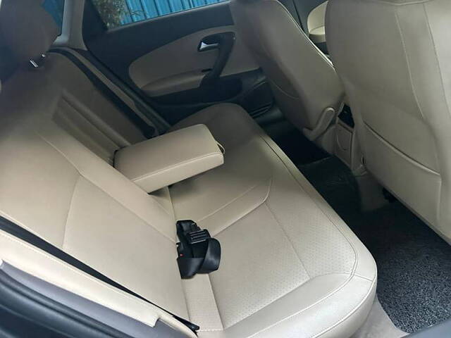 Used Volkswagen Vento [2015-2019] Highline Plus 1.5 AT (D) 16 Alloy in Hyderabad