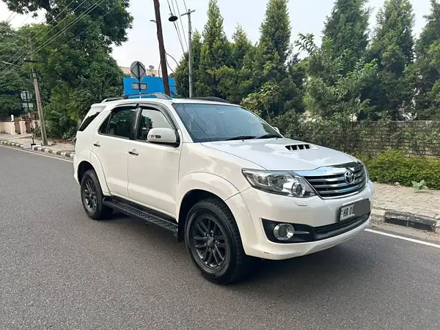 Used Toyota Fortuner [2012-2016] 3.0 4x2 AT in Chandigarh