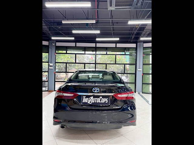 Used Toyota Camry Hybrid in Mumbai