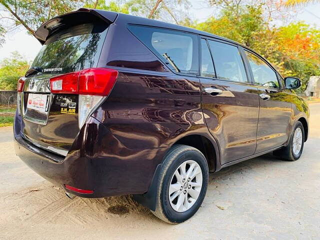 Used Toyota Innova Crysta [2016-2020] 2.4 G 8 STR [2016-2017] in Ahmedabad