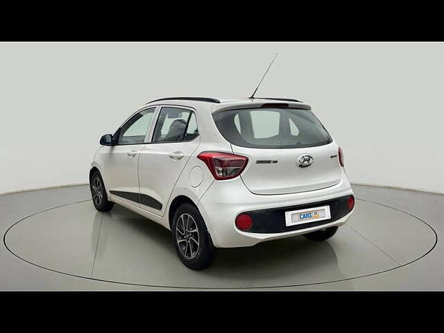 Used Hyundai Grand i10 Sportz (O) AT 1.2 Kappa VTVT [2017-2018] in Delhi