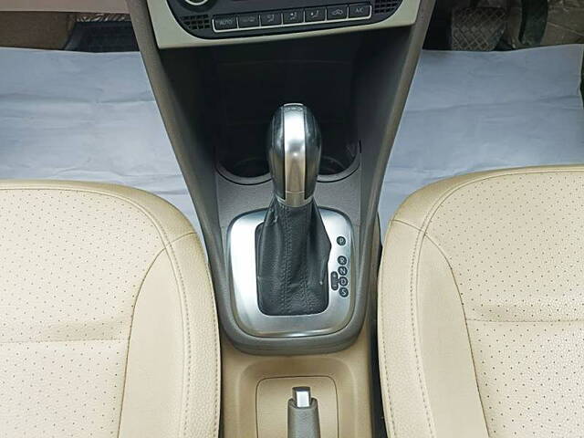 Used Volkswagen Vento [2015-2019] Highline Plus 1.5 AT (D) 16 Alloy in Aurangabad