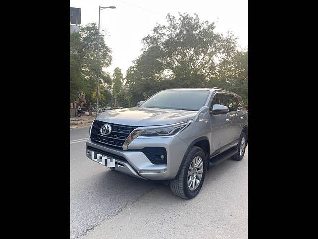 Used Toyota Fortuner 4X4 AT 2.8 Diesel in Delhi