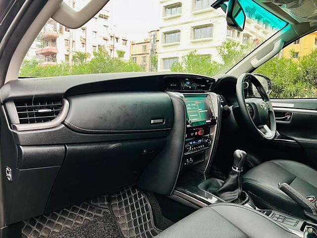 Used Toyota Fortuner 4X2 MT 2.8 Diesel in Kolkata