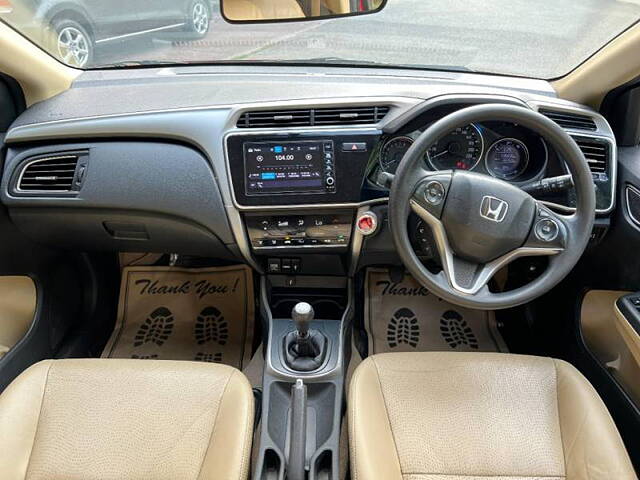 Used Honda City 4th Generation V Petrol in Delhi