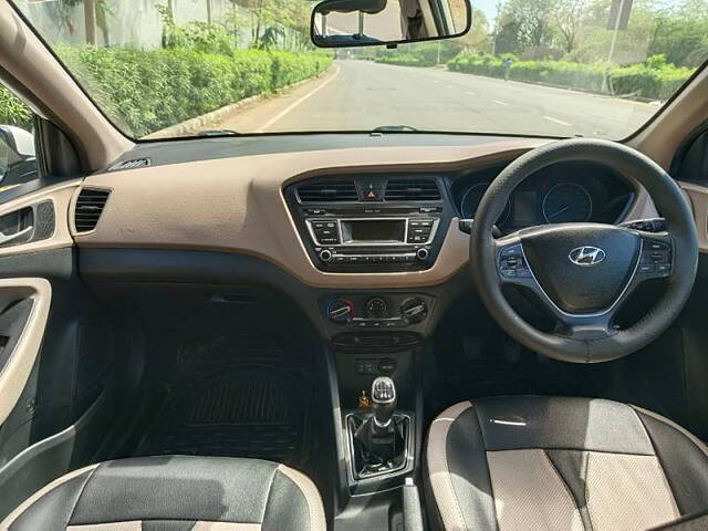 Used Hyundai Elite i20 [2017-2018] Sportz 1.4 CRDI in Ahmedabad