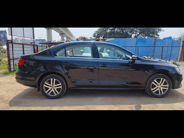 Used Volkswagen Jetta Highline TDI AT in Pune