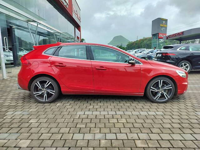 Used Volvo V40 [2016-2019] D3 R-Design in Nashik