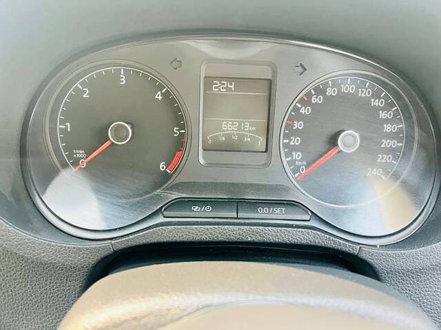 Used Volkswagen Ameo Highline Plus 1.5L (D)16 Alloy in Delhi