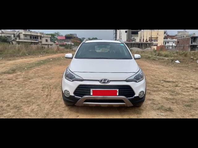 Used 2019 Hyundai i20 Active in Dehradun