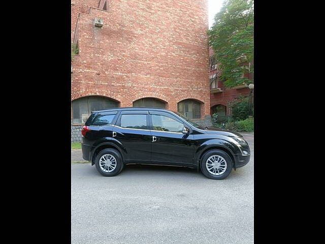 Used Mahindra XUV500 W7 [2018-2020] in Delhi