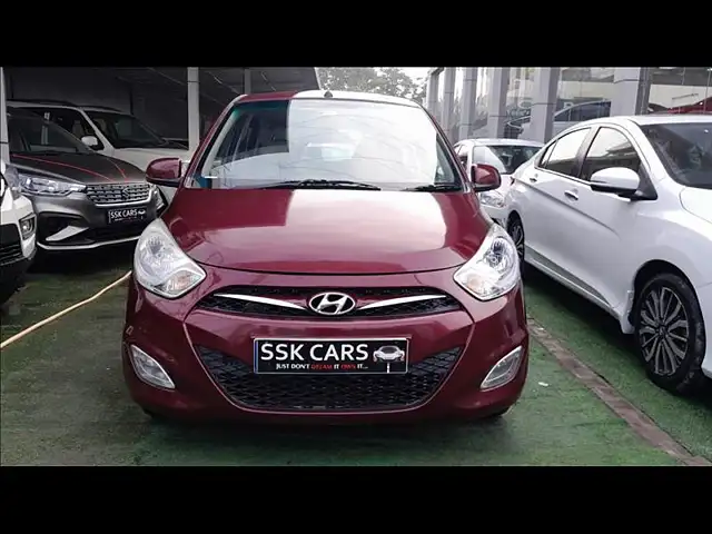 Used 2015 Hyundai i10 in Lucknow
