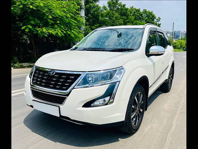 Used Mahindra XUV500 W11 AT in Ahmedabad