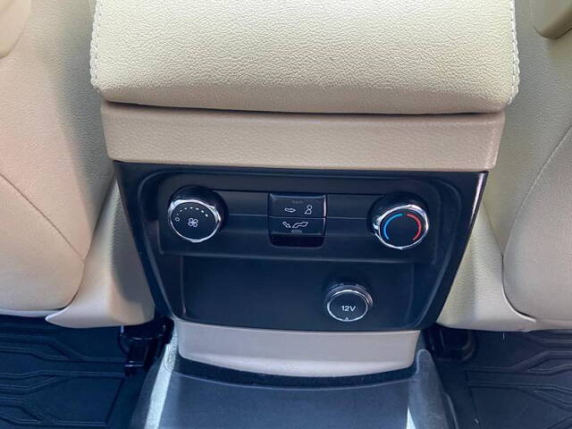 Used Ford Endeavour Titanium Plus 2.0 4x4 AT in Delhi