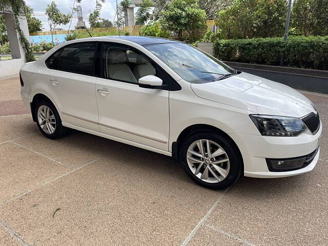 Used Skoda Rapid Style 1.6 MPI in Bangalore