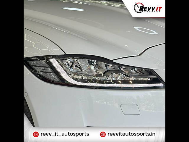 Used Jaguar XF Prestige Petrol CBU in Gurgaon