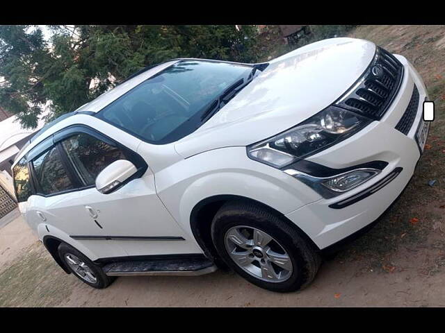 Used Mahindra XUV500 [2015-2018] W6 AT in Agra
