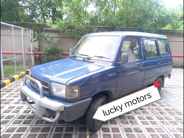 Used Toyota Qualis [2000-2002] FS B2 in Kolkata