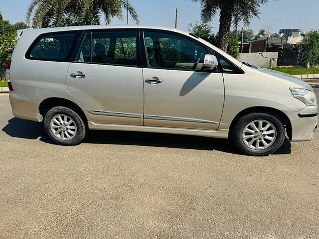 Used Toyota Innova [2013-2014] 2.5 VX 7 STR BS-III in Ludhiana