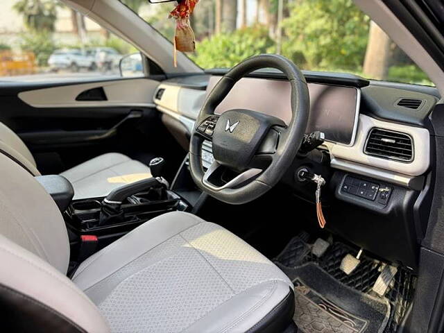 Used Mahindra XUV700 AX 5 Petrol MT 7 STR [2021] in Delhi