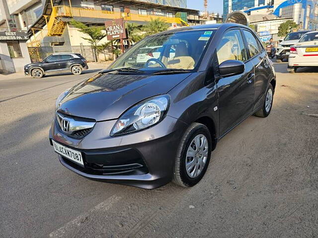 Used Honda Brio VX MT in Delhi