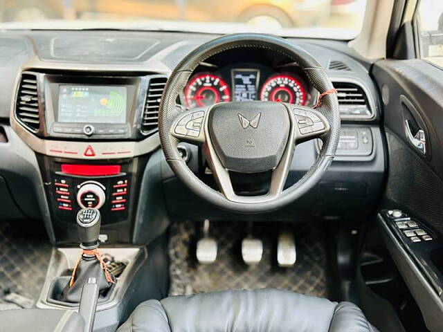 Used Mahindra XUV300 [2019-2024] W8 (O) 1.2 Petrol in Delhi