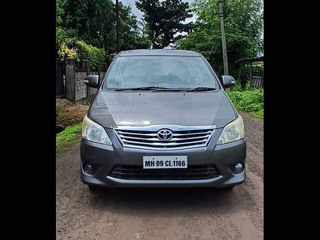 Used 2013 Toyota Innova in Kolhapur