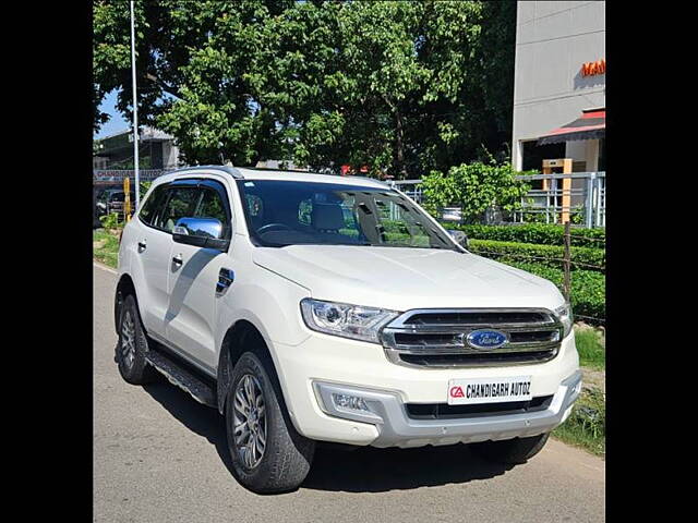 Used Ford Endeavour [2016-2019] Titanium 3.2 4x4 AT in Chandigarh