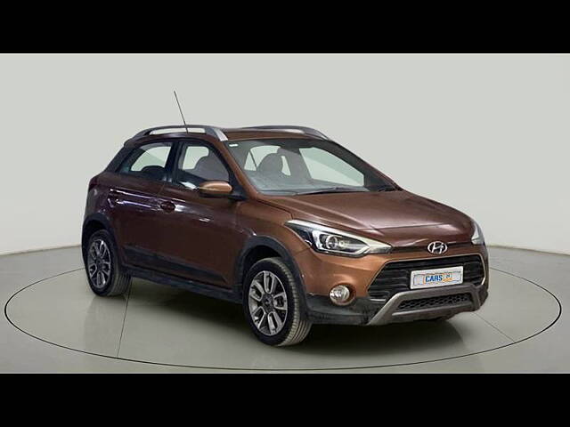 Used 2016 Hyundai i20 Active in Delhi