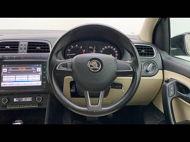 Used Skoda Rapid Style 1.6 MPI AT in Hyderabad